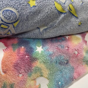 Bomuldsjersey – Æbler pink baggrund